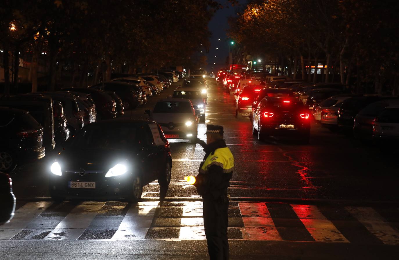 La caravana de protesta en Córdoba de la plantilla de Aucorsa, en imágenes