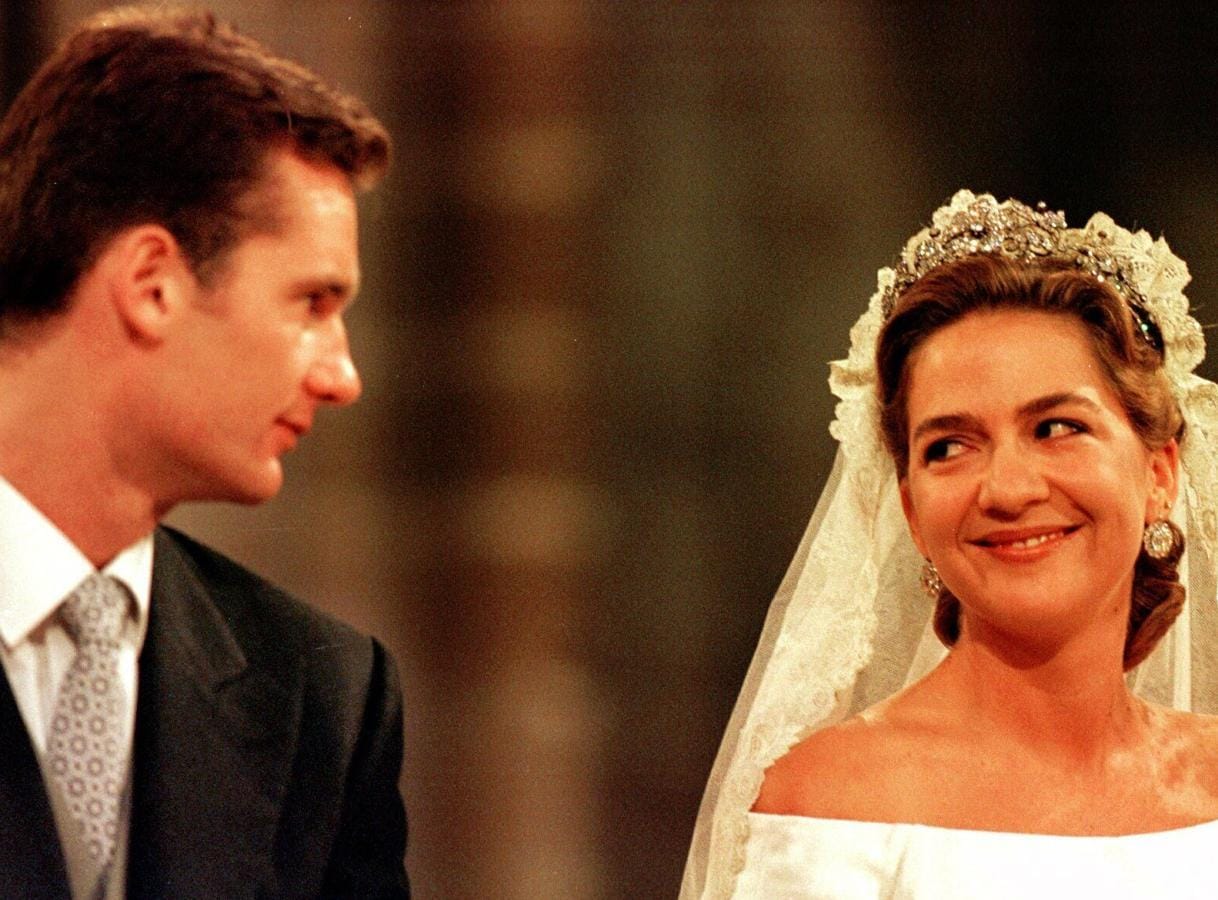 El 4 de octubre, la Infanta Cristina e Iñaki Urdangarin se casaron ante la atenta mirada de 1.500 invitados. 