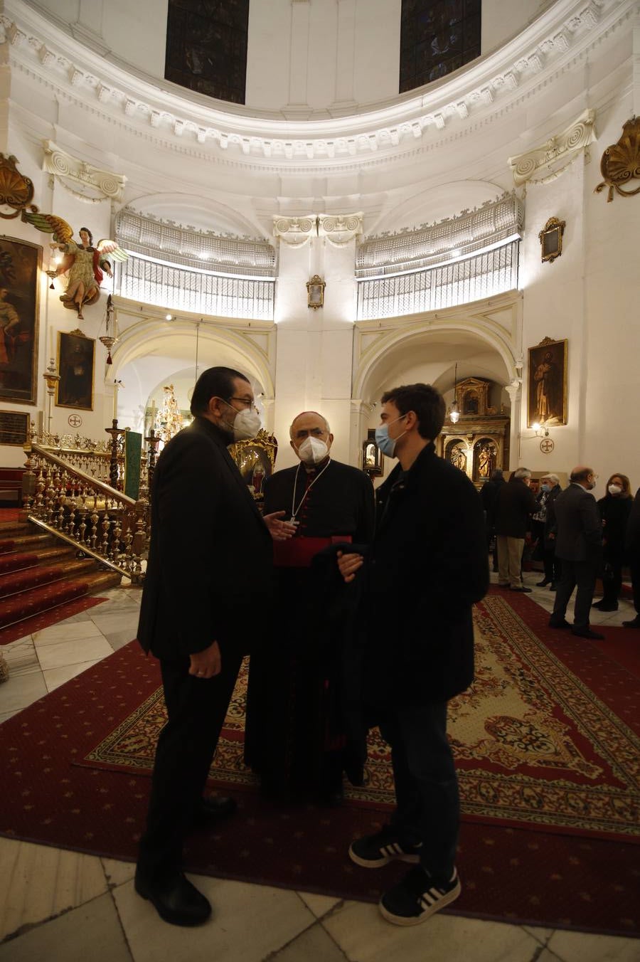 El obispo de Córdoba bendice un nuevo espacio sobre San Rafael en la iglesia del Juramento