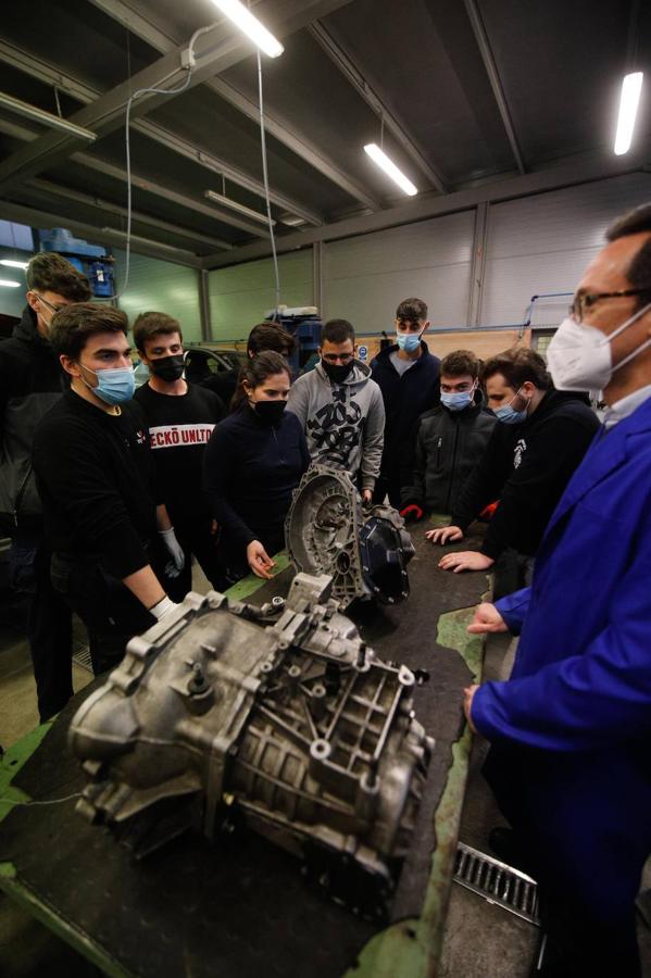 Así se preparan en el instituto Zoco de Córdoba para la llegada de Ford, en imágenes