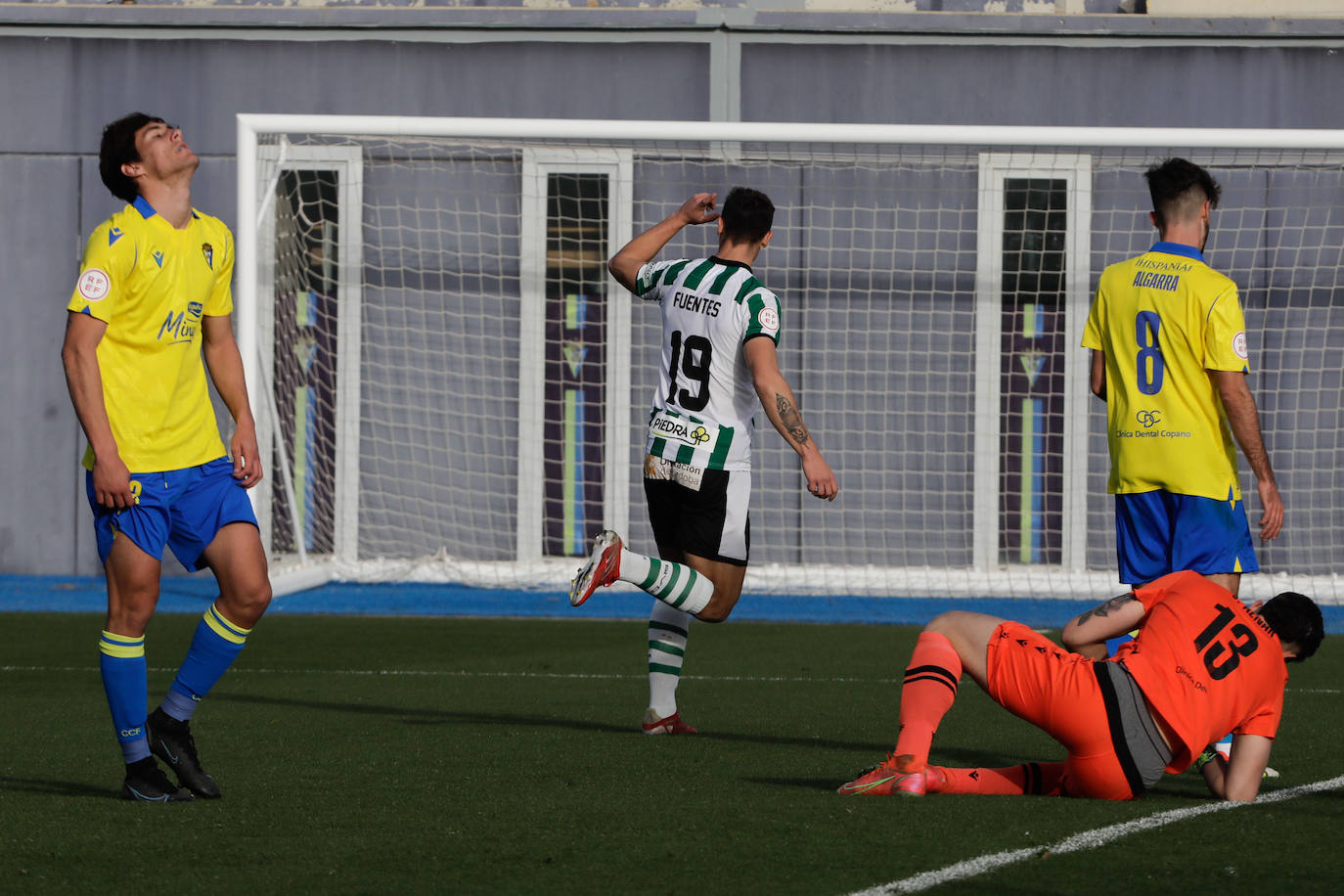 El Cádiz B - Córdoba CF, en imágenes