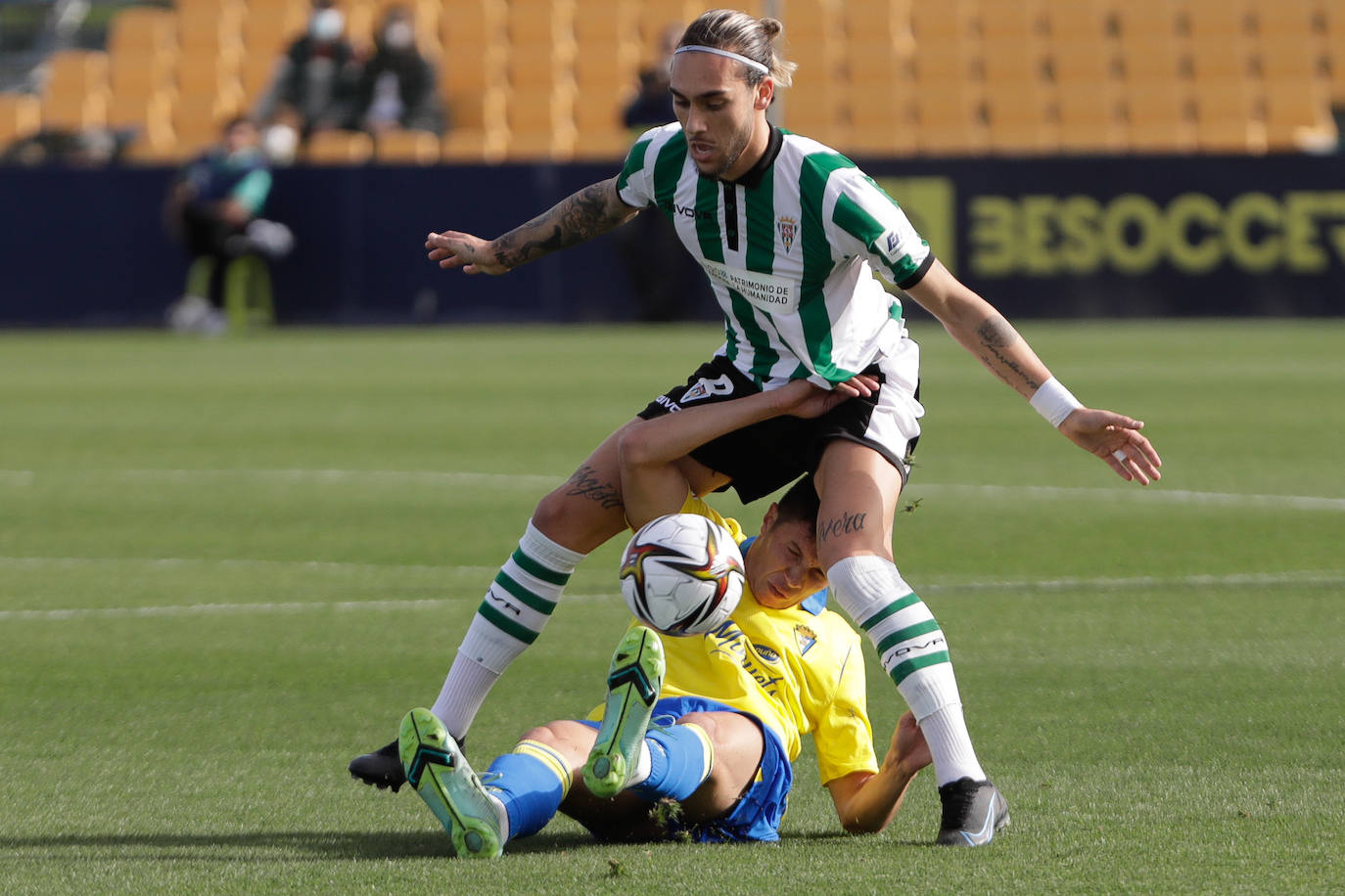 El Cádiz B - Córdoba CF, en imágenes