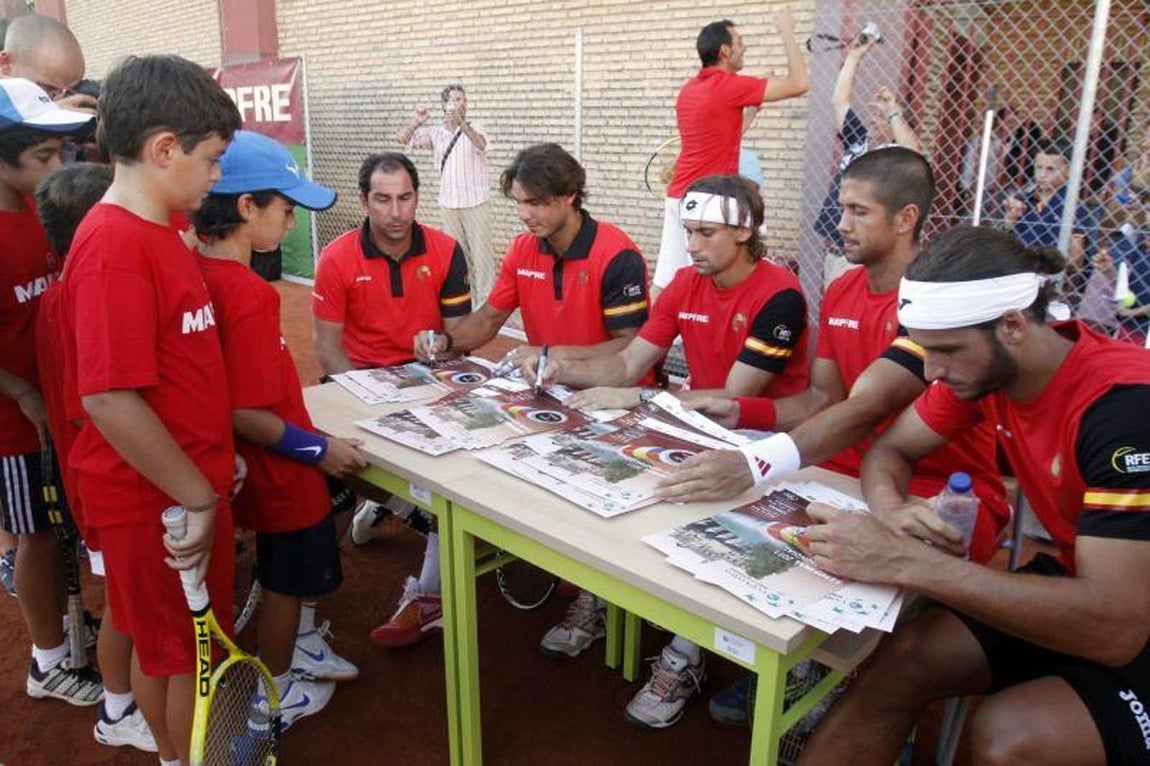 Rafa Nadal en la Copa Davis de 2011 en Córdoba, en imágenes