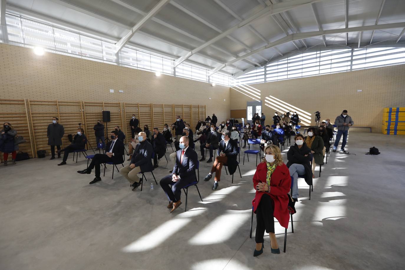 La inauguración del instituto de Miralbaida en Córdoba, en imágenes