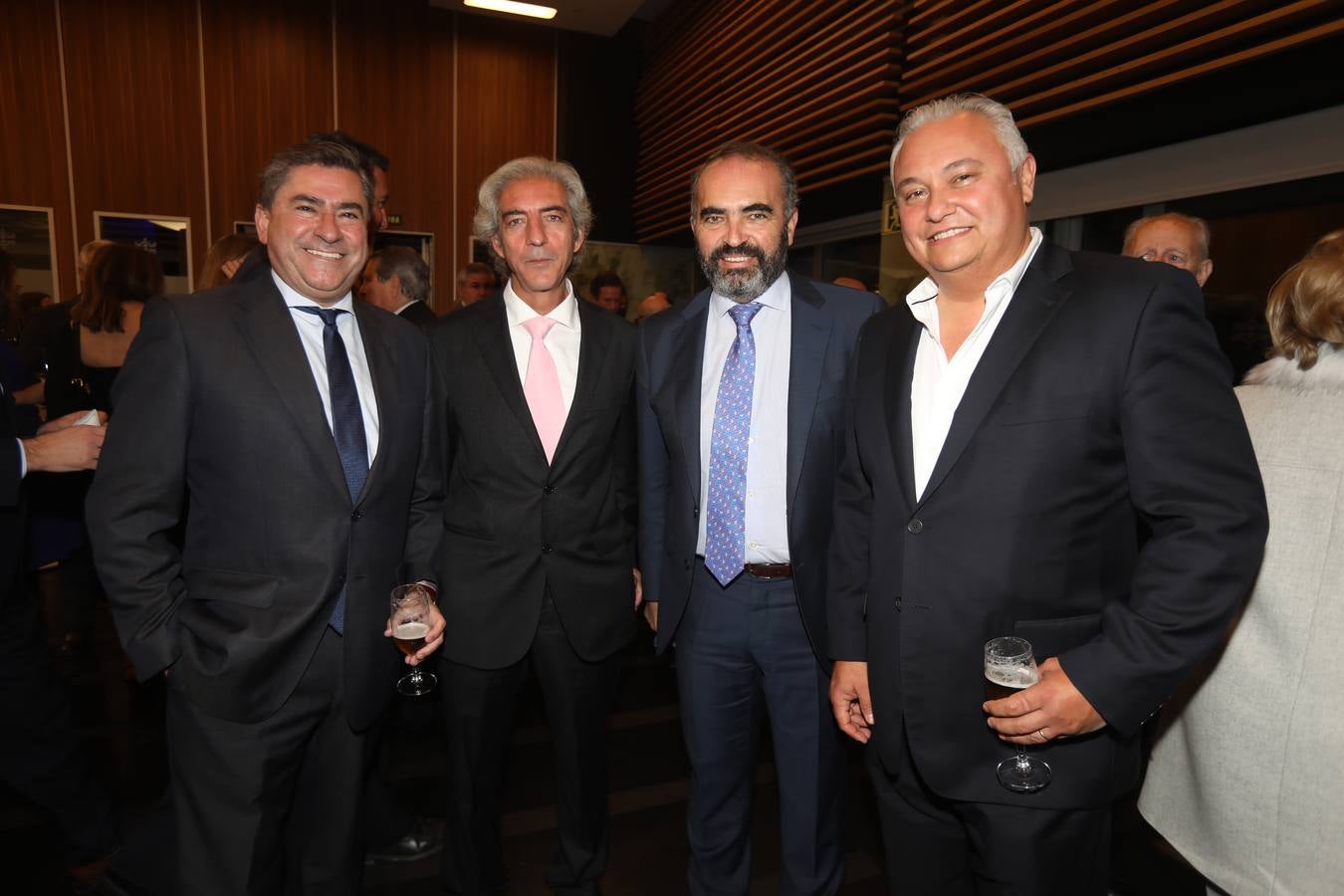 -Fernando Estrella, Pepe Reyes, Manuel Cotorruelo y Domingo Villero. 