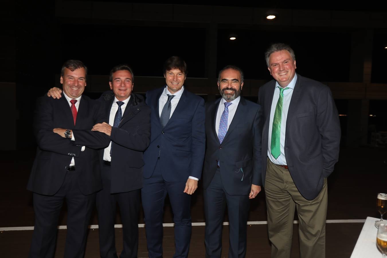 -Rafael Fernández, Eduardo González, Agustín Merello, Manuel Cotorruelo y Patxi Rodríguez. 