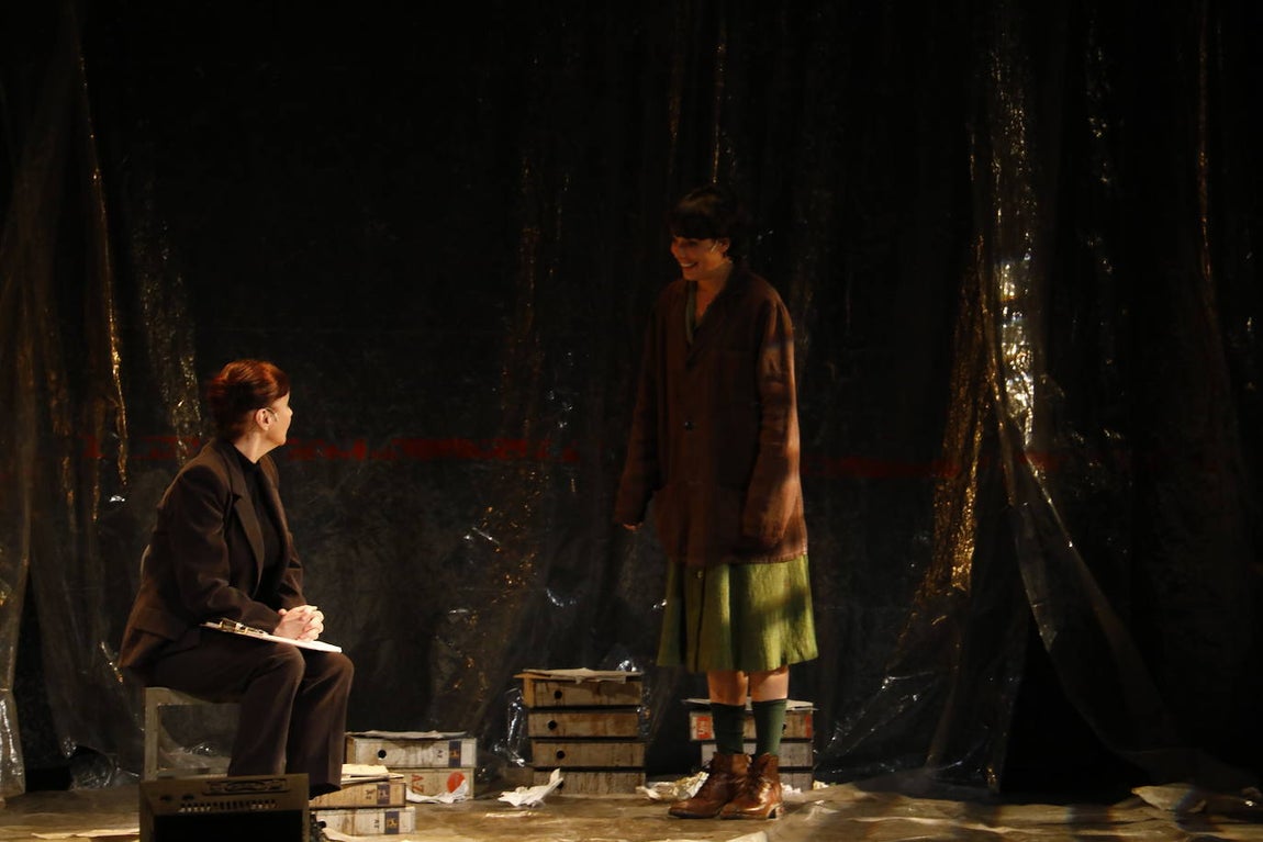 &#039;El hombre almohada&#039;, en el Gran Teatro de Córdoba, en imágenes