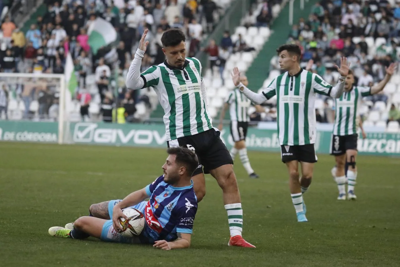 El partido del Córdoba-Coria (3-1), en imágenes
