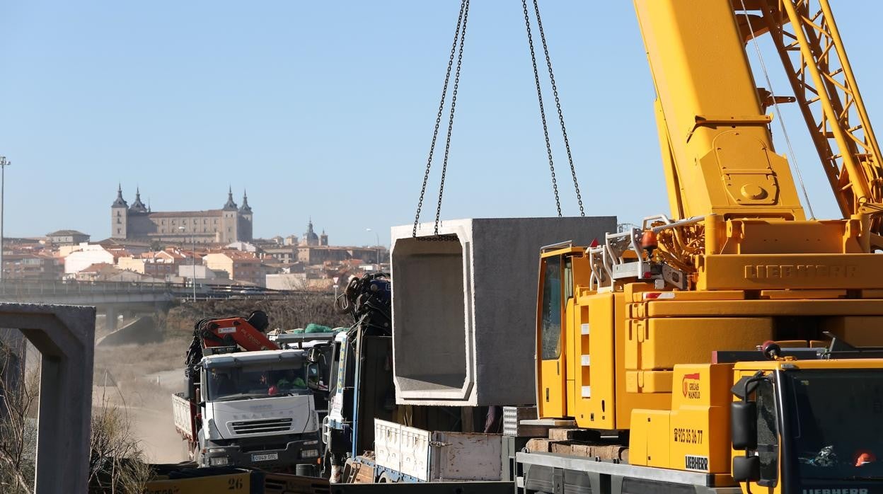 Las obras de la carretera del Polígono, en imágenes