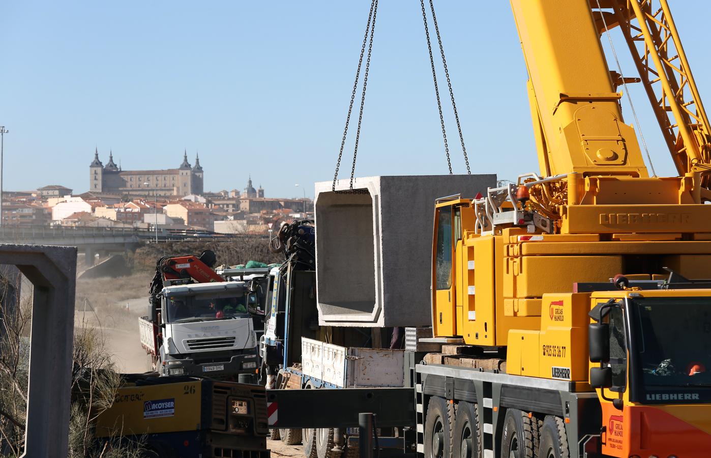 Las obras de la carretera del Polígono, en imágenes