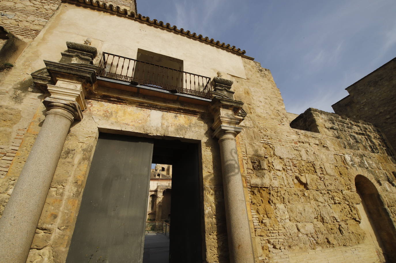 En imagénes, las obras en el Alcázar de Córdoba a punto de comenzar