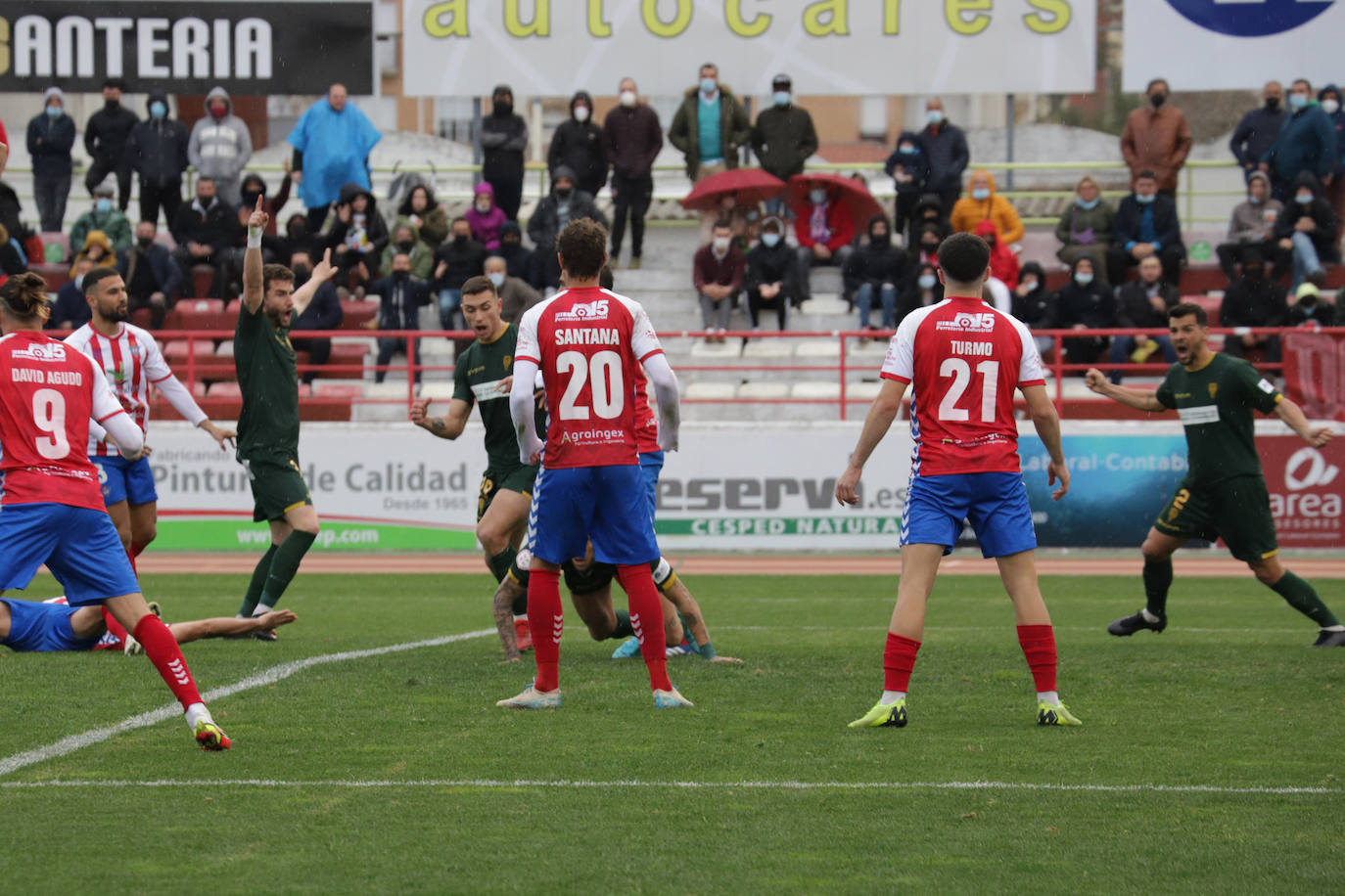 Las mejores imágenes del Don Benito - Córdoba CF