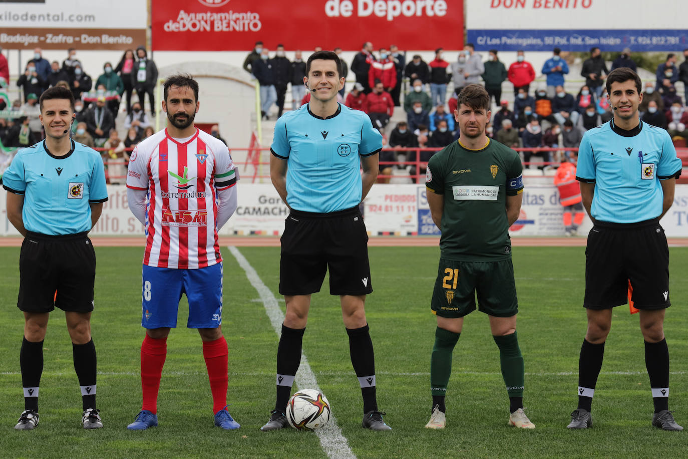 Las mejores imágenes del Don Benito - Córdoba CF