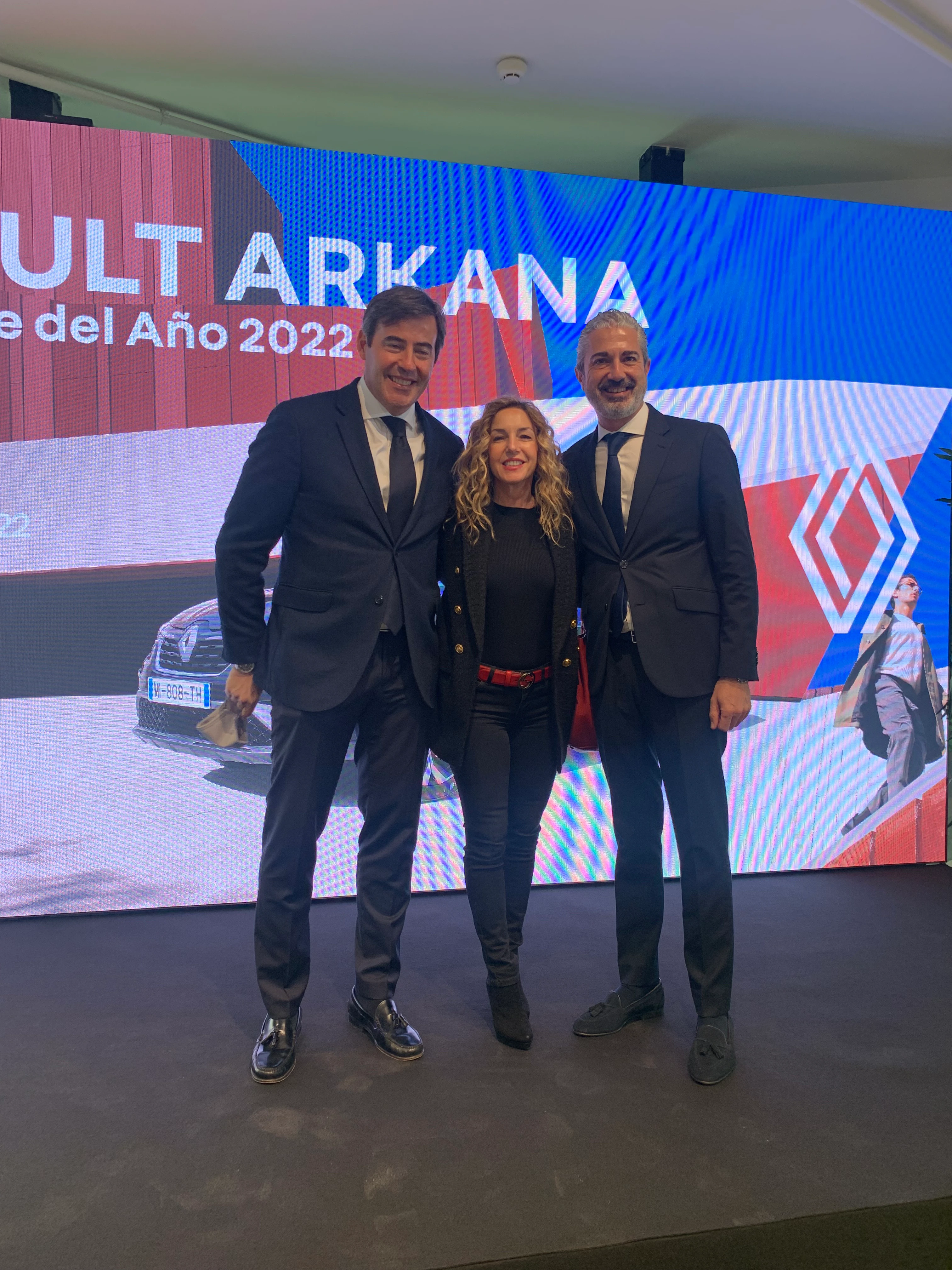 José Miguel Aparicio, Eva Vicente e Ignacio González, representantes del Grupo Volkswagen