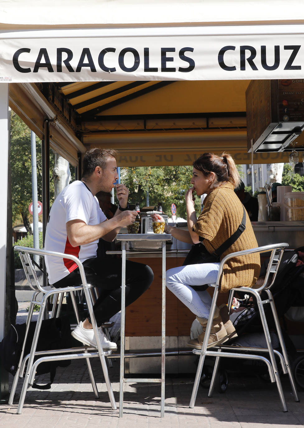 El inicio de la temporada de caracoles en Córdoba, en imágenes