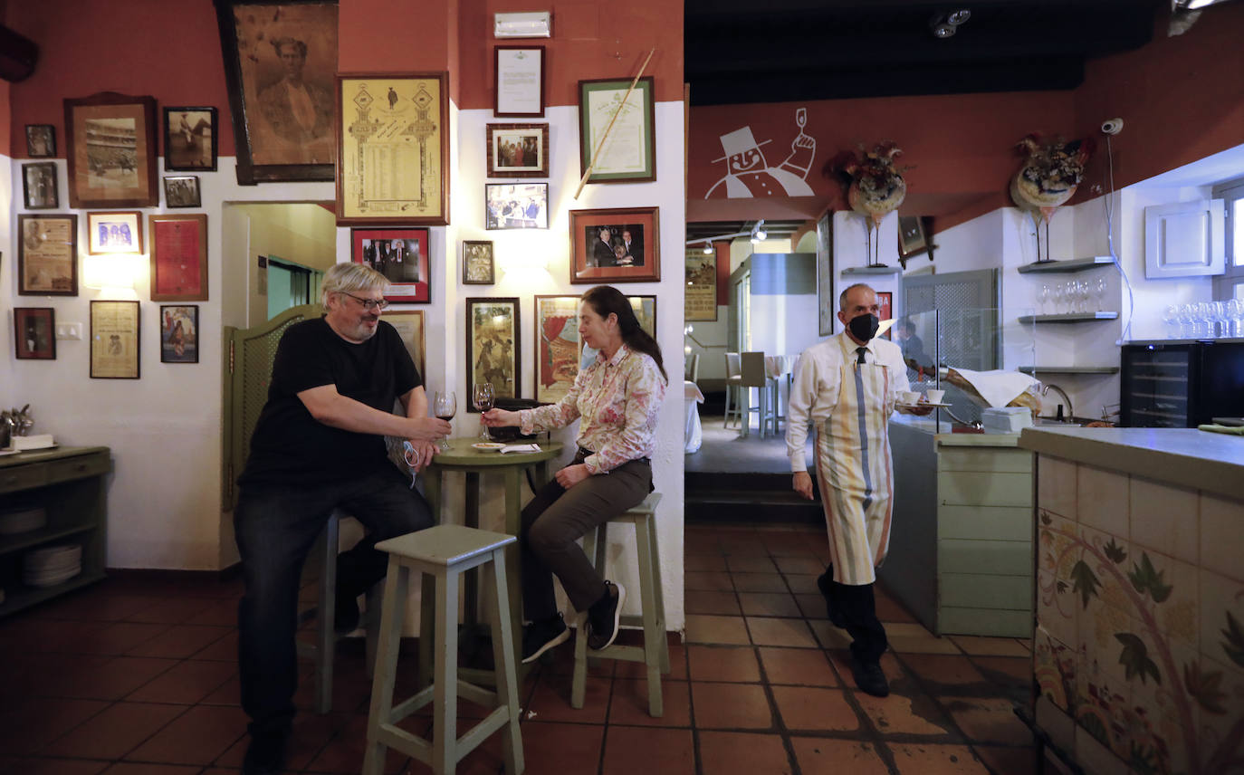 En imágenes, los patios de Bodegas Campos en Córdoba y la casa de Badanas, 15