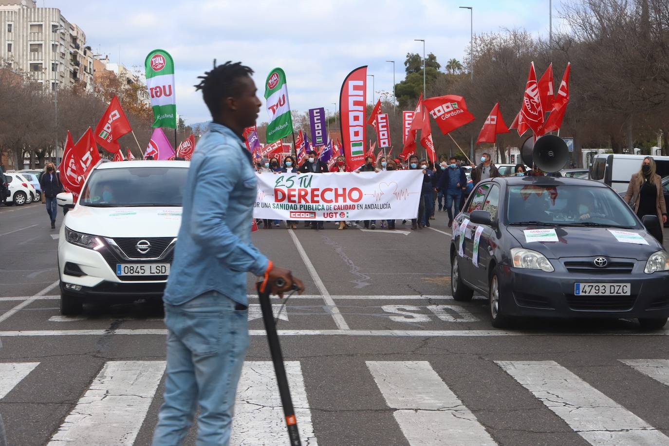 La manifestación en defensa de la sanidad pública en Córdoba, en imágenes