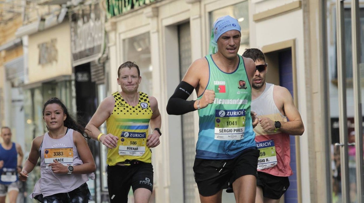 ¿Has corrido el Zurich Maratón Sevilla 2022? Búscate aquí (2)