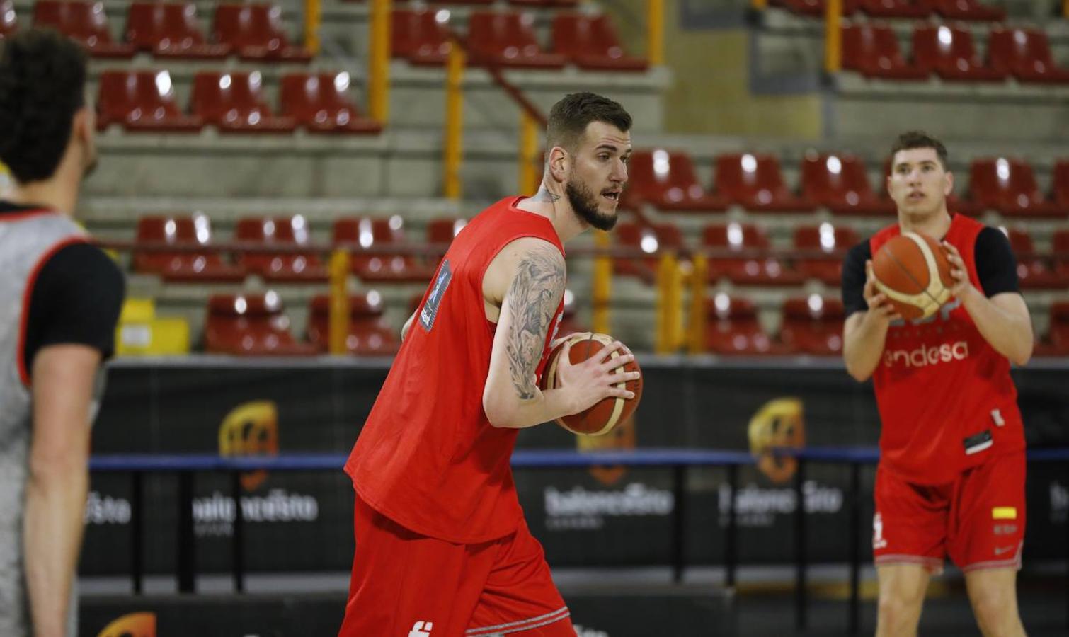 Baloncesto | El primer entrenamiento de España en Córdoba, en imágenes