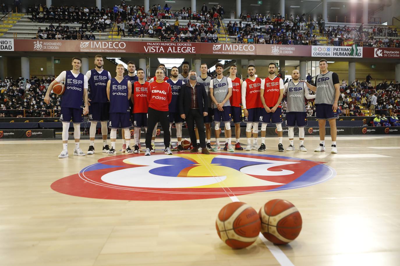 España de baloncesto sigue la puesta a punto este martes en Córdoba, en imágenes