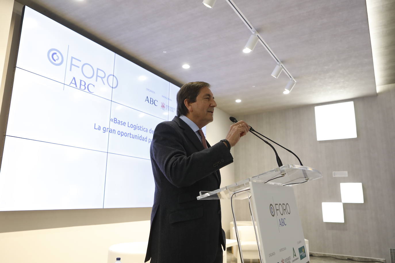 El Foro de ABC Córdoba sobre la Base Logística, en imágenes (I)