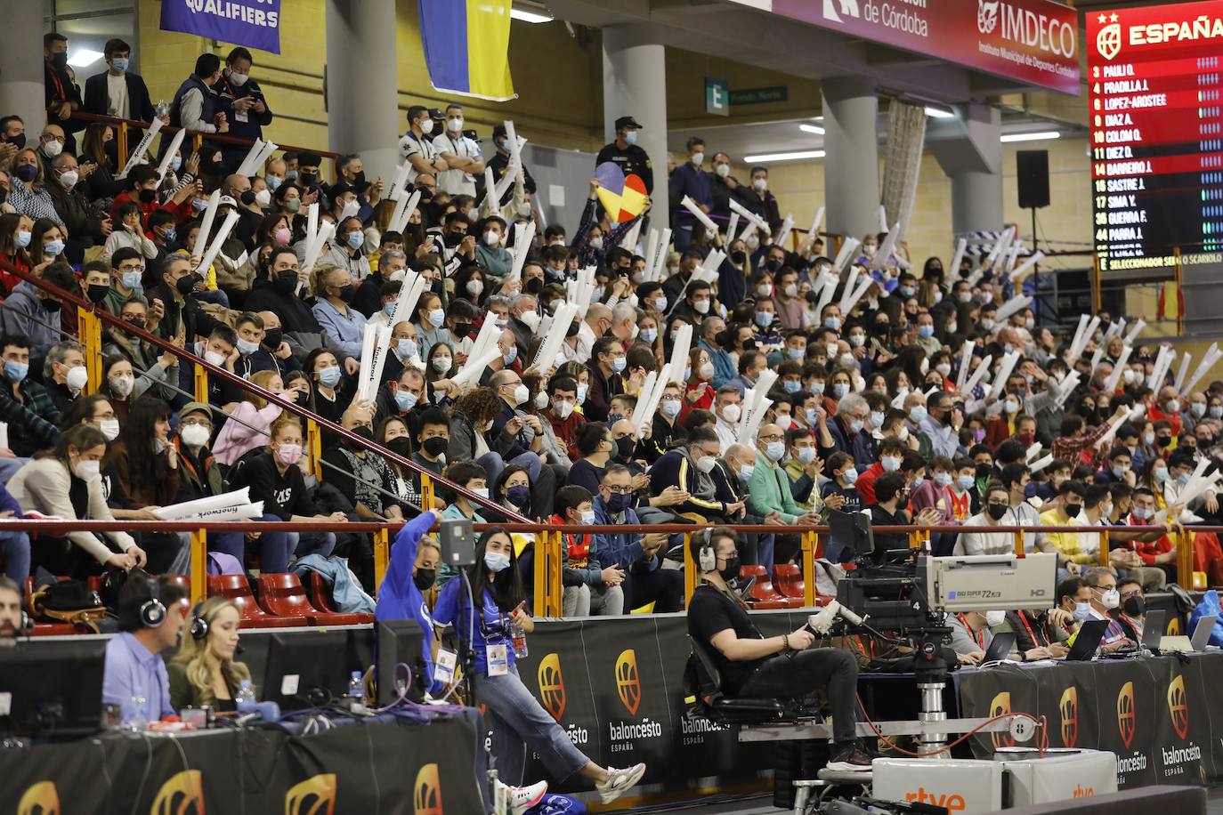 Las mejores imágenes del España - Ucrania de baloncesto en Córdoba