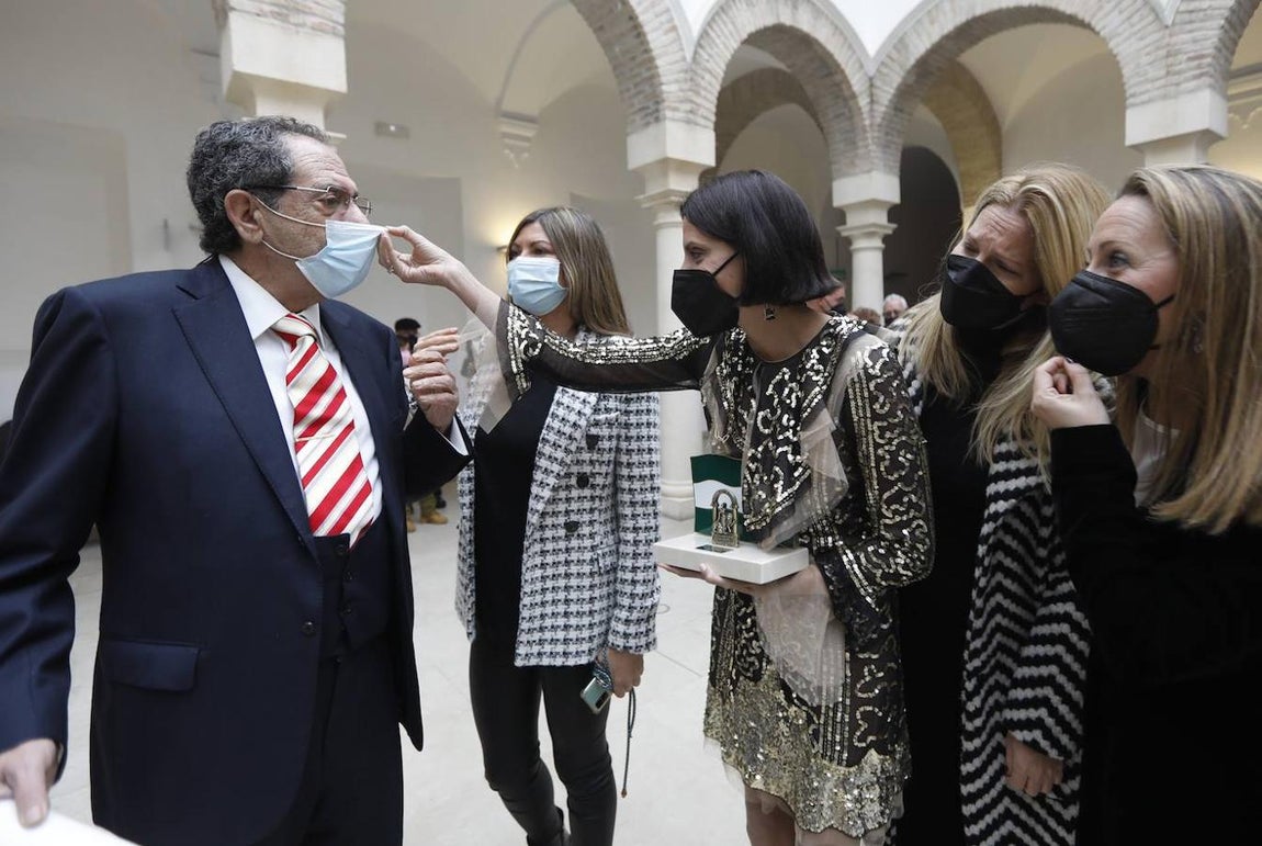 La entrega de las banderas de Andalucía en Córdoba, en imágenes