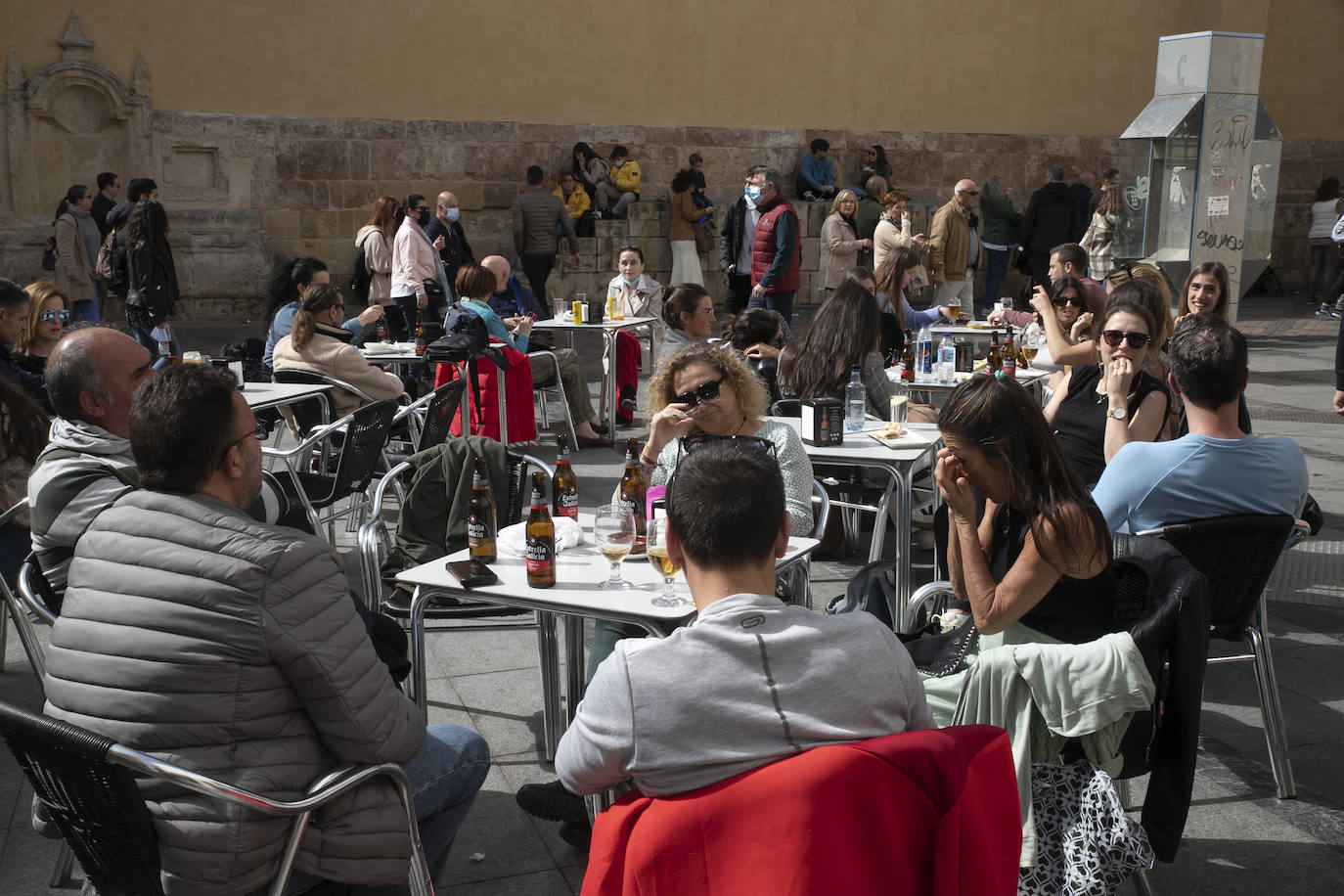 Los turistas el primer día del Puente de Andalucía en Córdoba, en imágenes