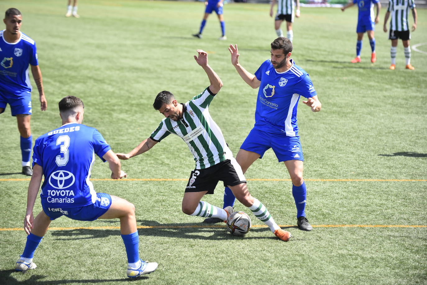 El UD San Fernando - Córdoba CF, en imágenes