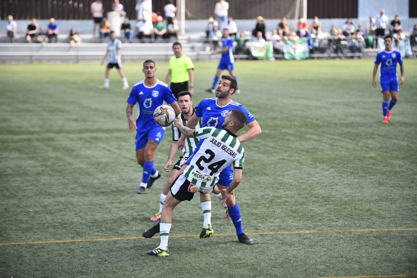 El UD San Fernando - Córdoba CF, en imágenes