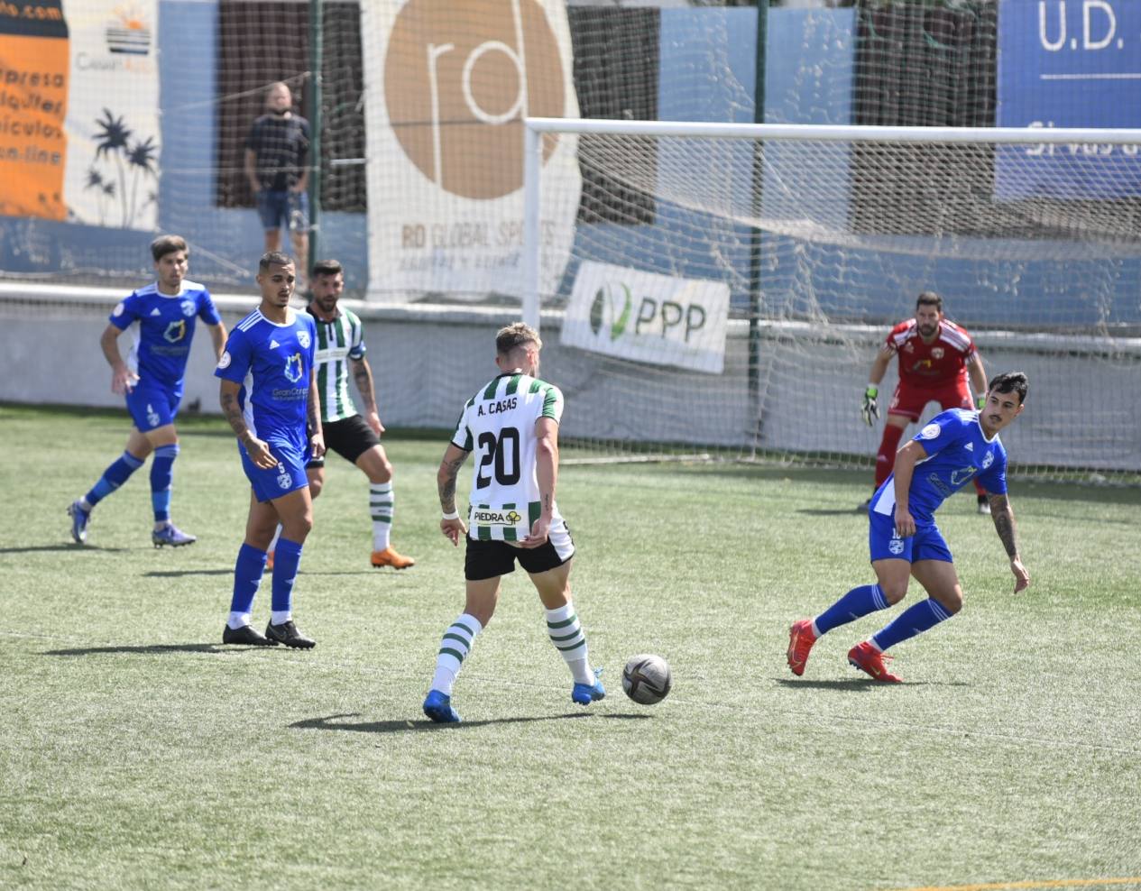 El UD San Fernando - Córdoba CF, en imágenes