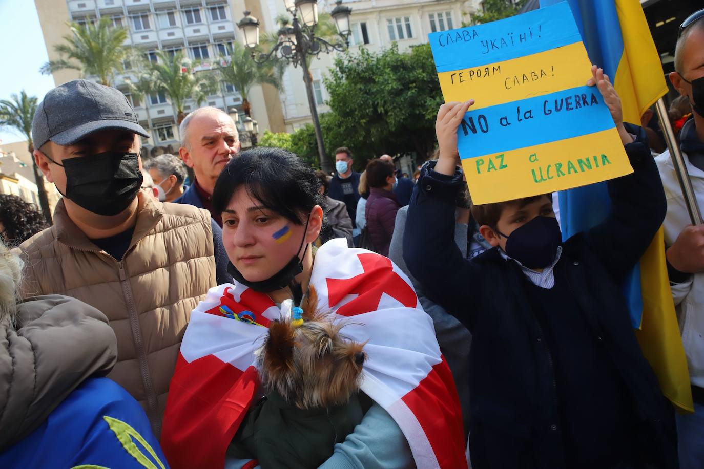 La manifestación contra la guerra en Ucrania en Córdoba, en imágenes