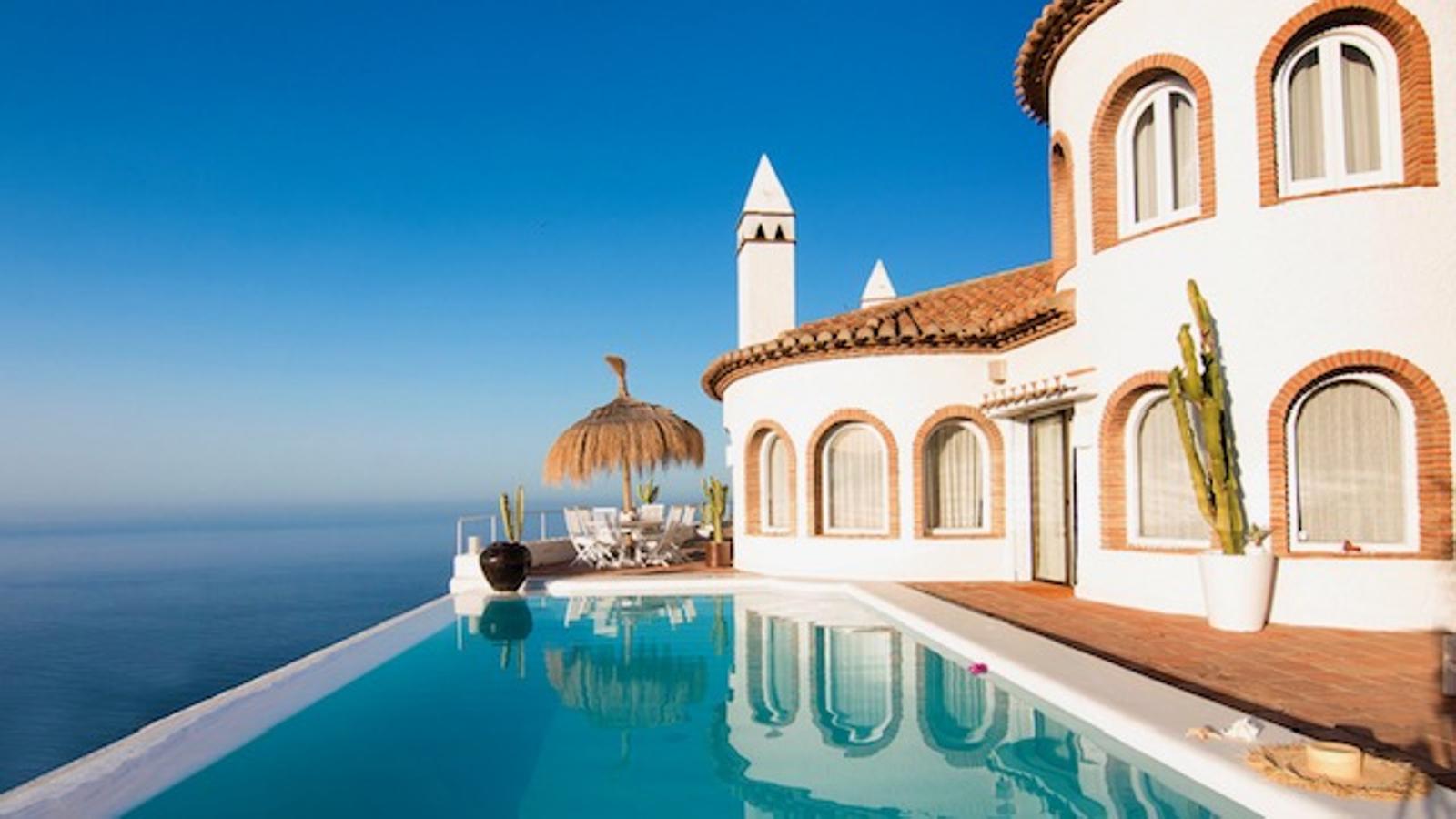 Esta exclusiva villa andaluza de inspiración asiática puede ser tuya por 1,67 millones de euros