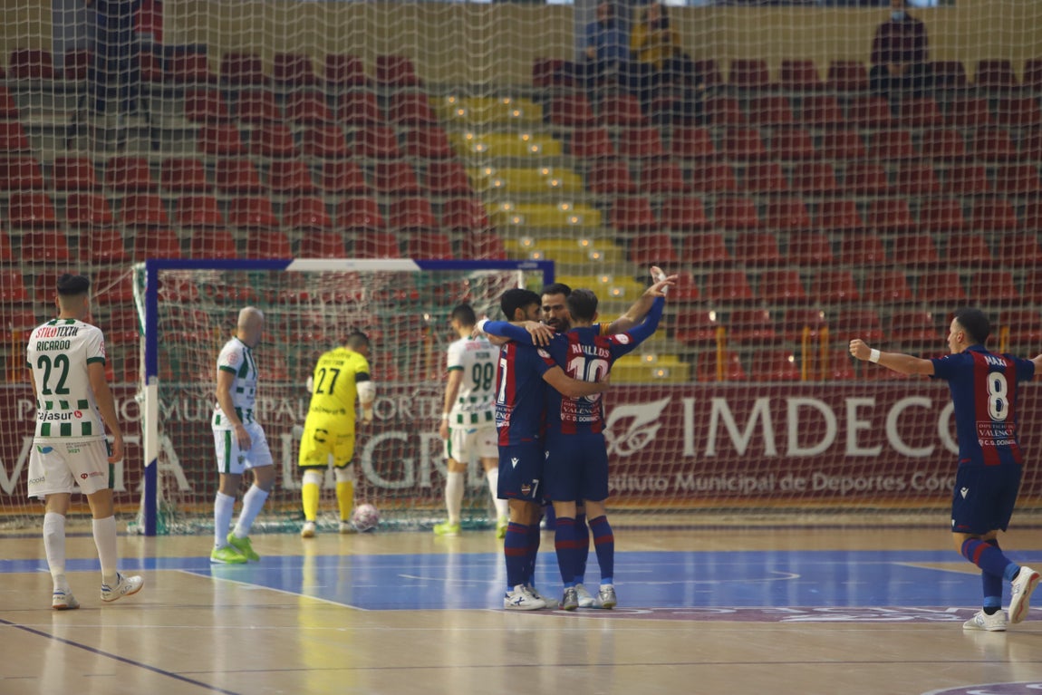 El Córdoba Patrimonio-Levante, en imágenes