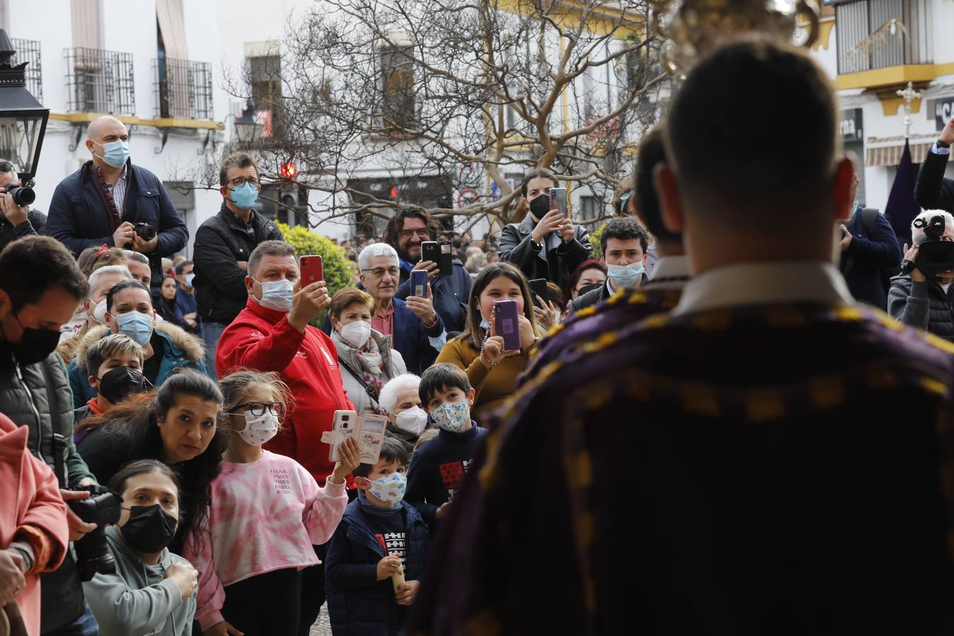 En imágenes, el Vía Crucis del Calvario en Córdoba (I)