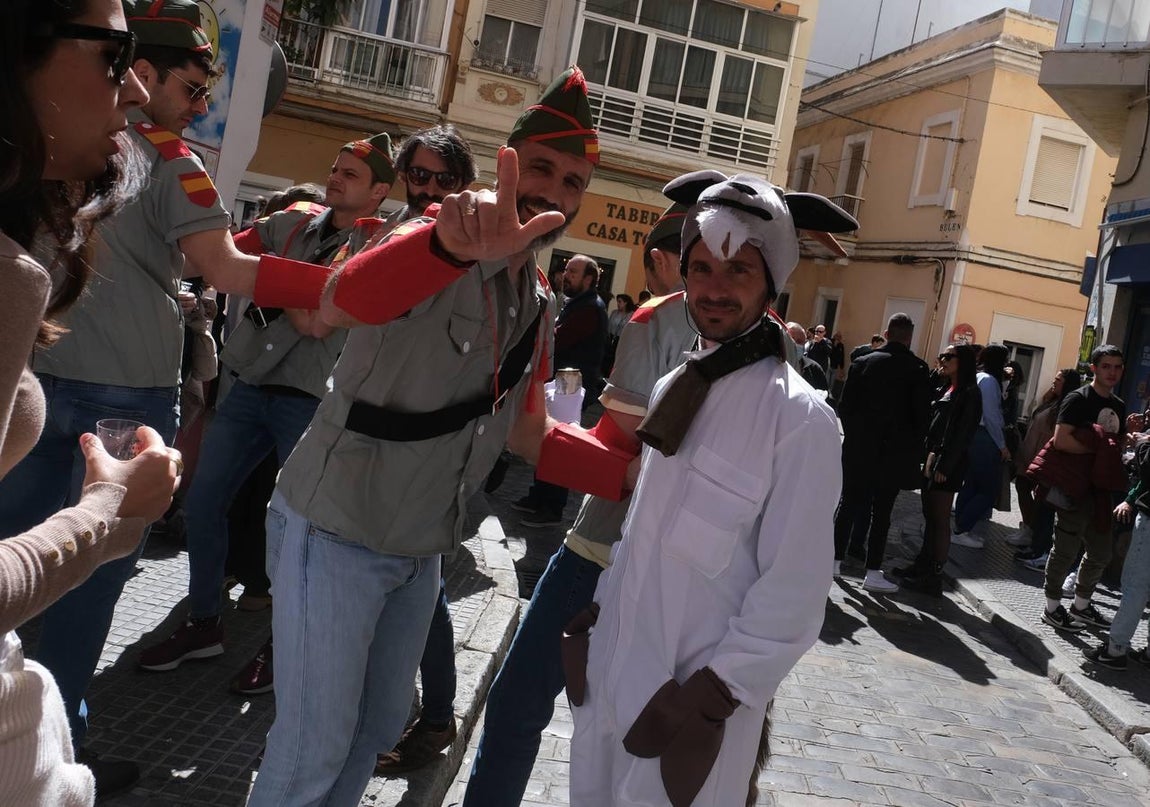 Fotos: Ambiente del segundo sábado del Carnaval ilegal de febrero