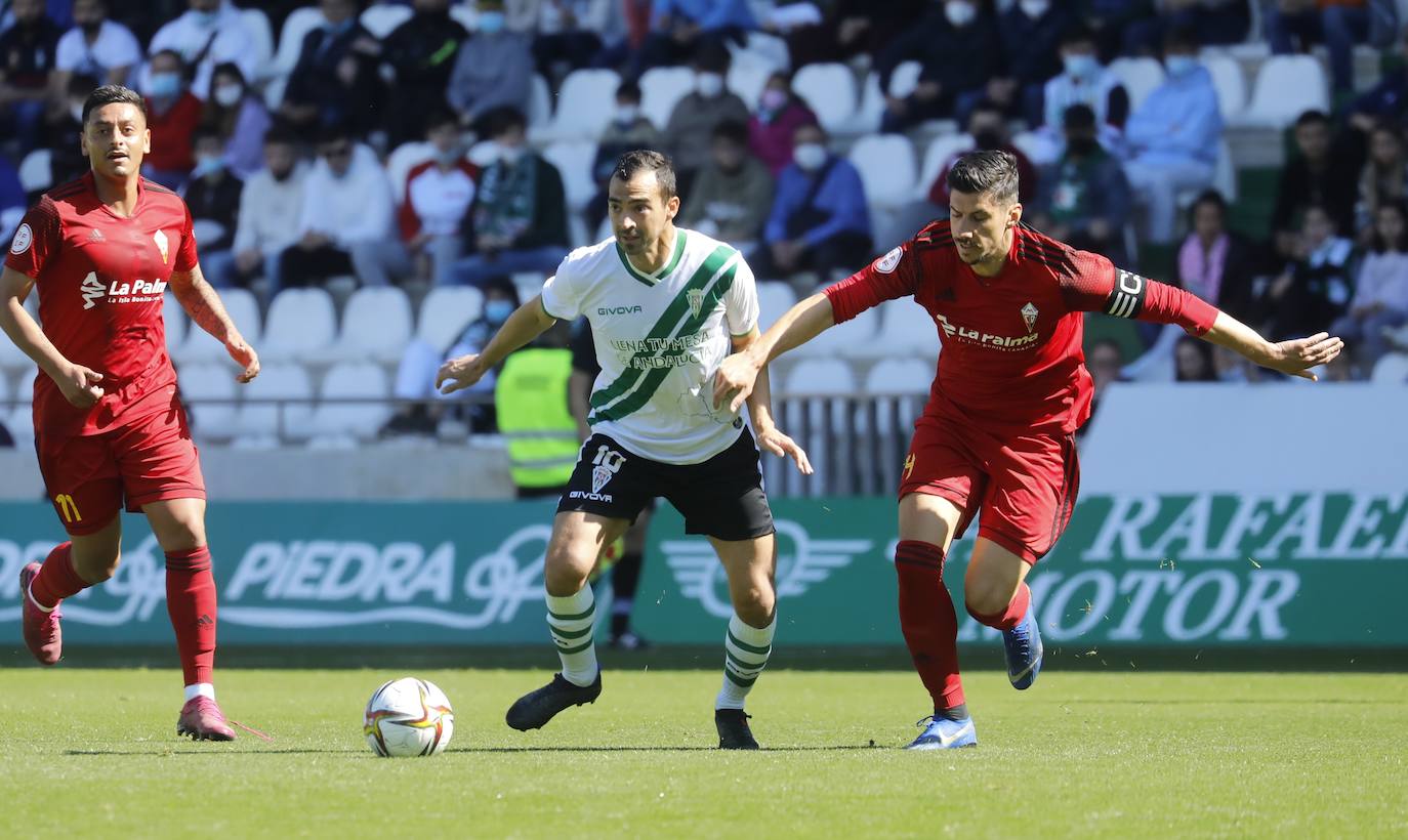 Las mejores jugadas del Córdoba CF - CD Mensajero, en imágenes