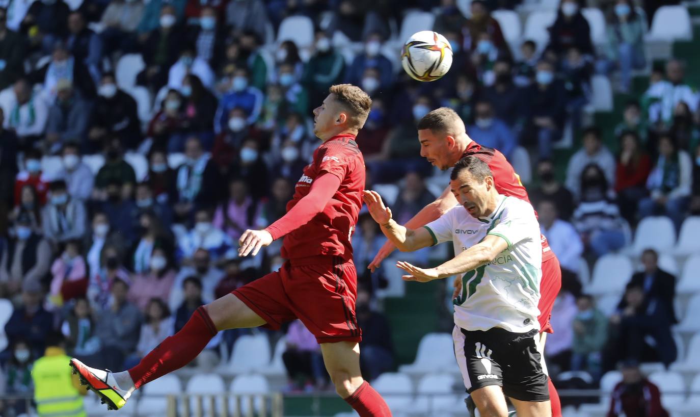 Las mejores jugadas del Córdoba CF - CD Mensajero, en imágenes