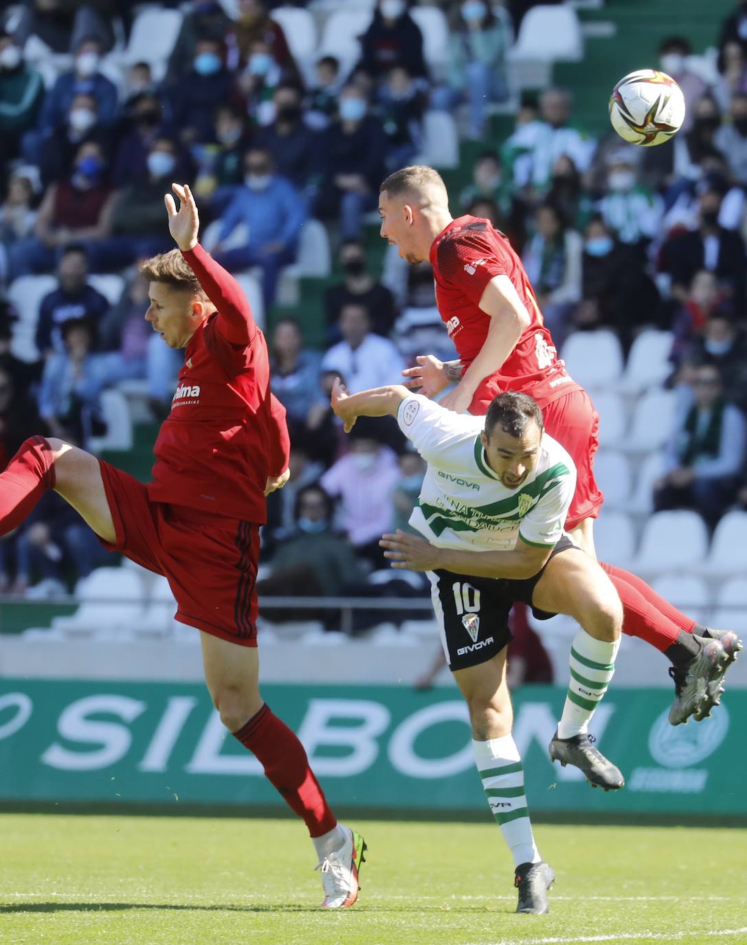 Las mejores jugadas del Córdoba CF - CD Mensajero, en imágenes