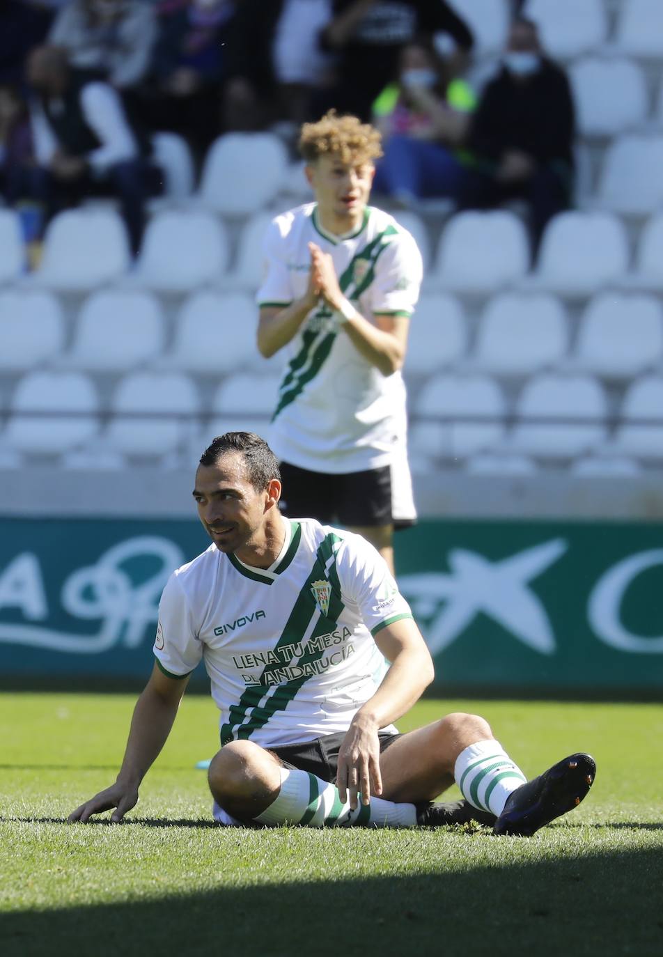 Las mejores jugadas del Córdoba CF - CD Mensajero, en imágenes