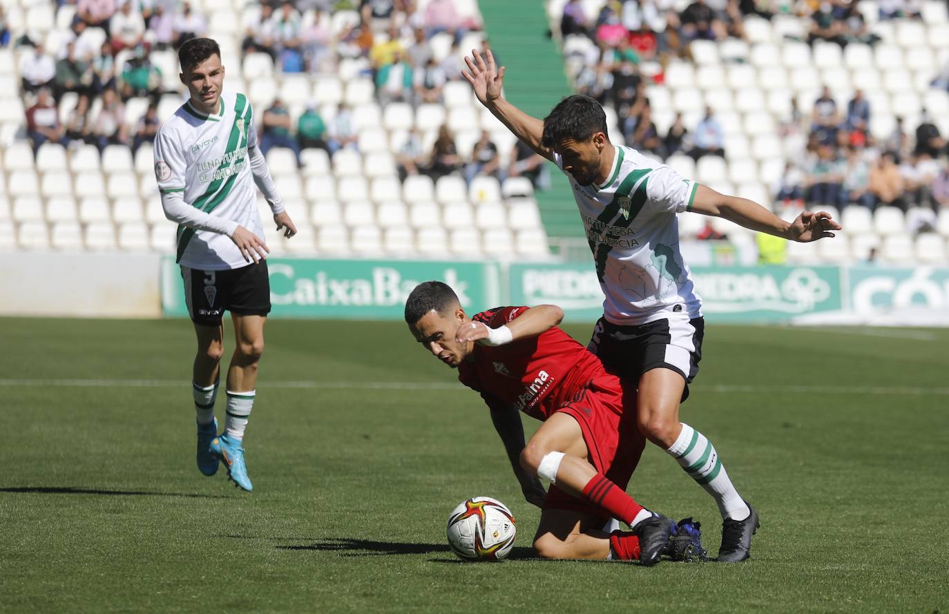 Las mejores jugadas del Córdoba CF - CD Mensajero, en imágenes