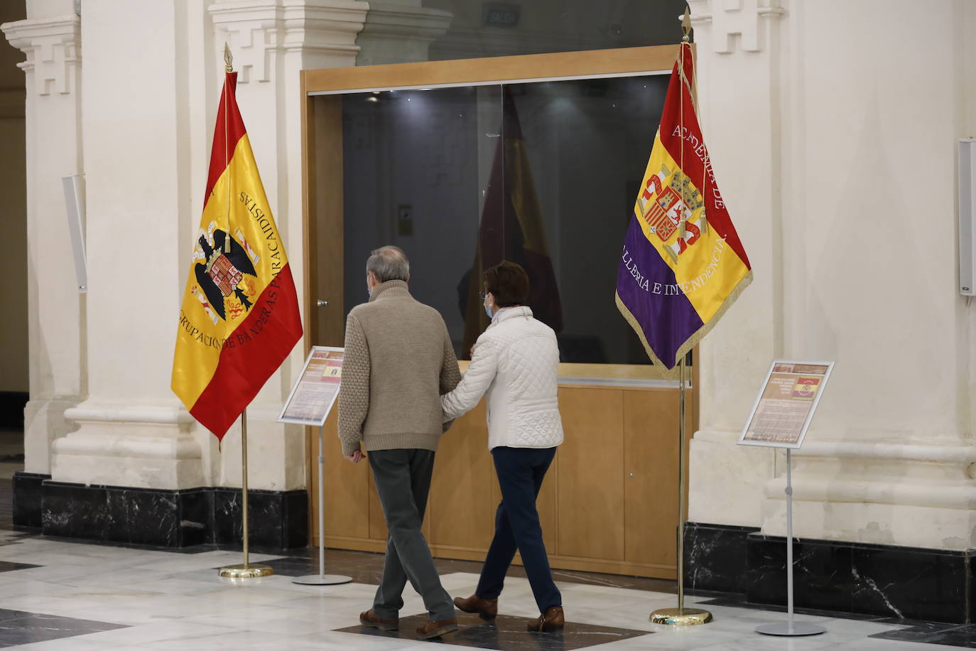 La exposición &#039;Banderas históricas de España&#039;, en imágenes