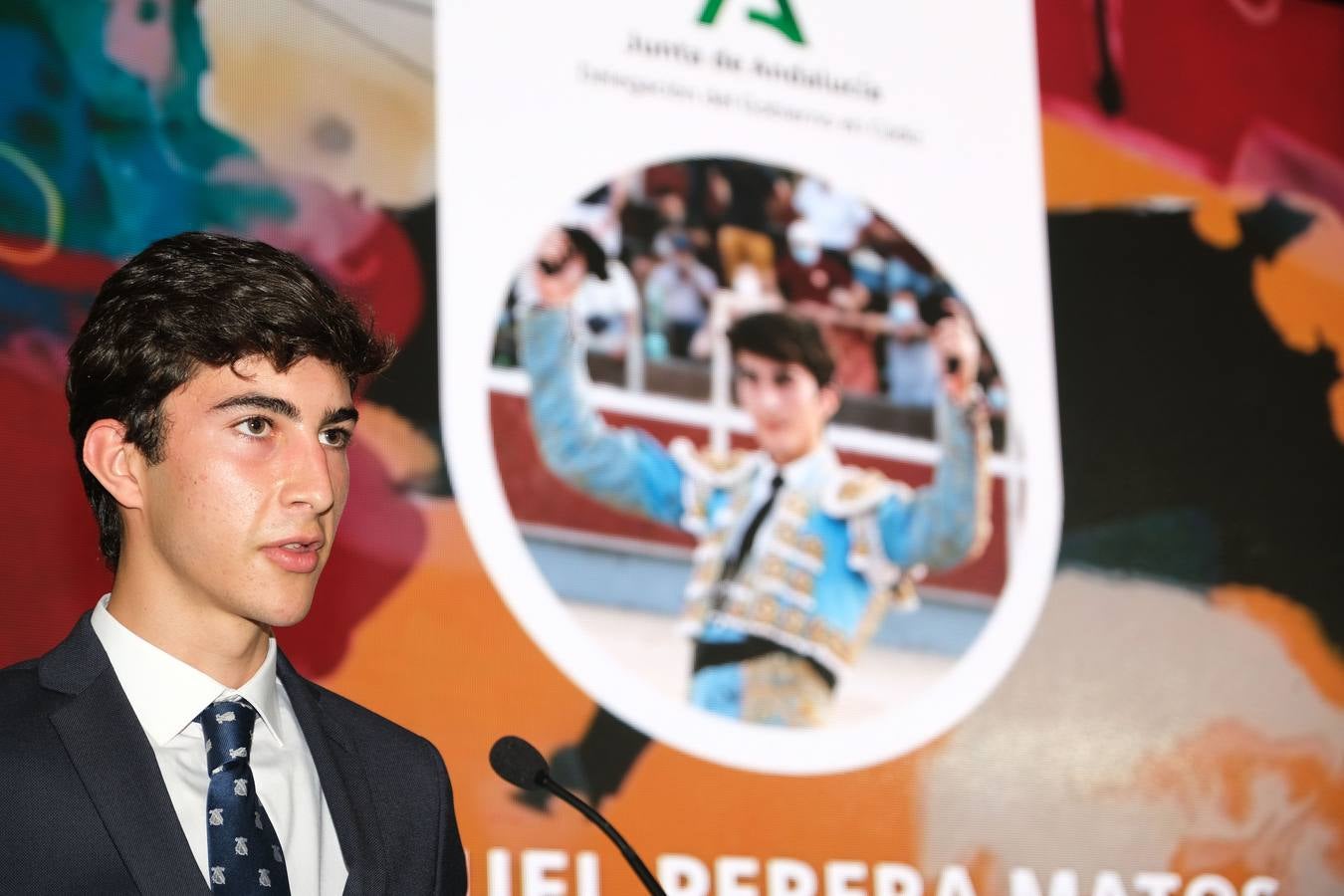 FOTOS: La Junta entrega los Premios Taurinos en la Real Escuela Andaluza del Arte Ecuestre de Jerez