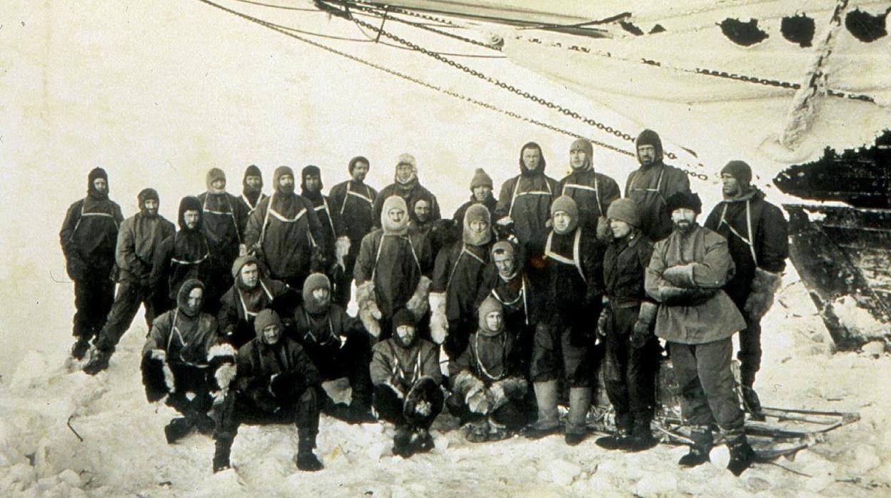 Así inmortalizó el fotógrafo Frank Hurley el hundimiento del Endurance y la odisea de su tripulación