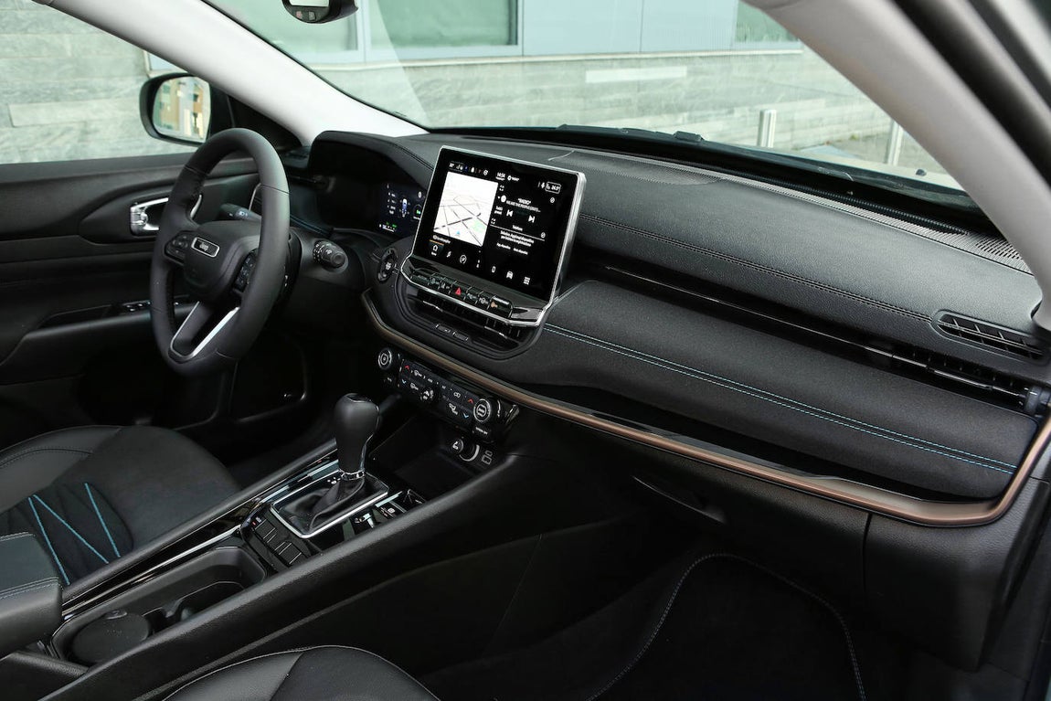 Jeep se adapta a los nuevos tiempos con los motores e-Hybrid para los modelos Compass y Renegade