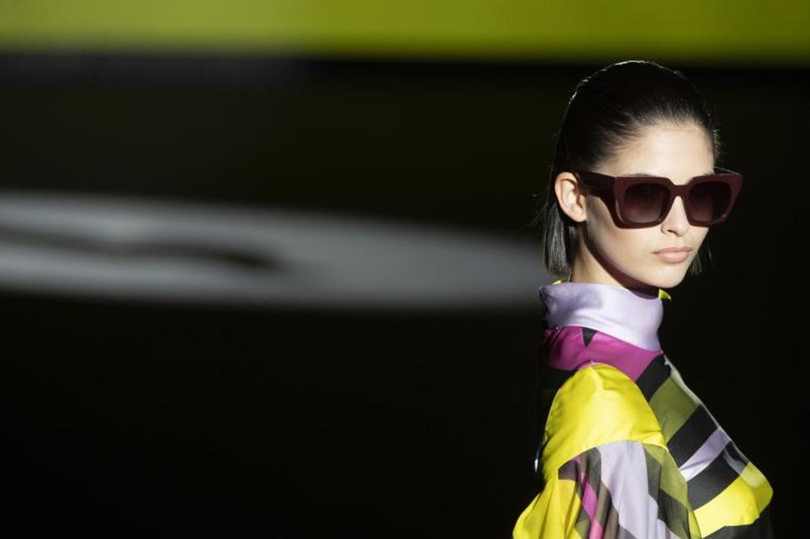 Hannibal Laguna pinta de mucho color la pasarela