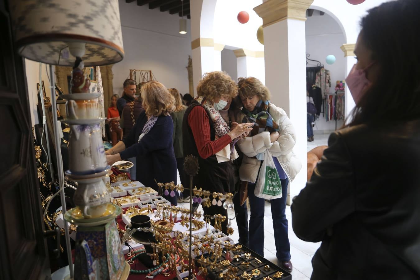 'El Mercadito de Nuevo Futuro' en la Fundación Valentín de Madariaga. ROCÍO RUZ