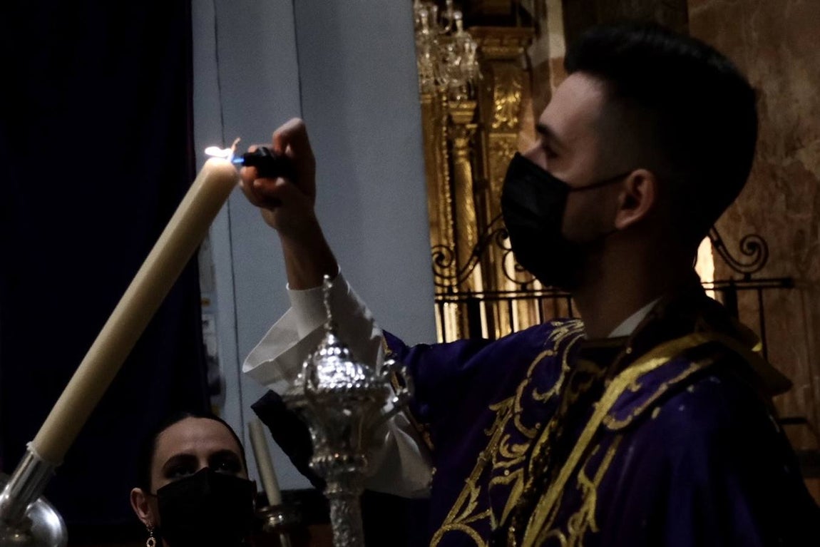 FOTOS: Vía Crucis Extraordinario de Humildad y Paciencia por las calles de Cádiz