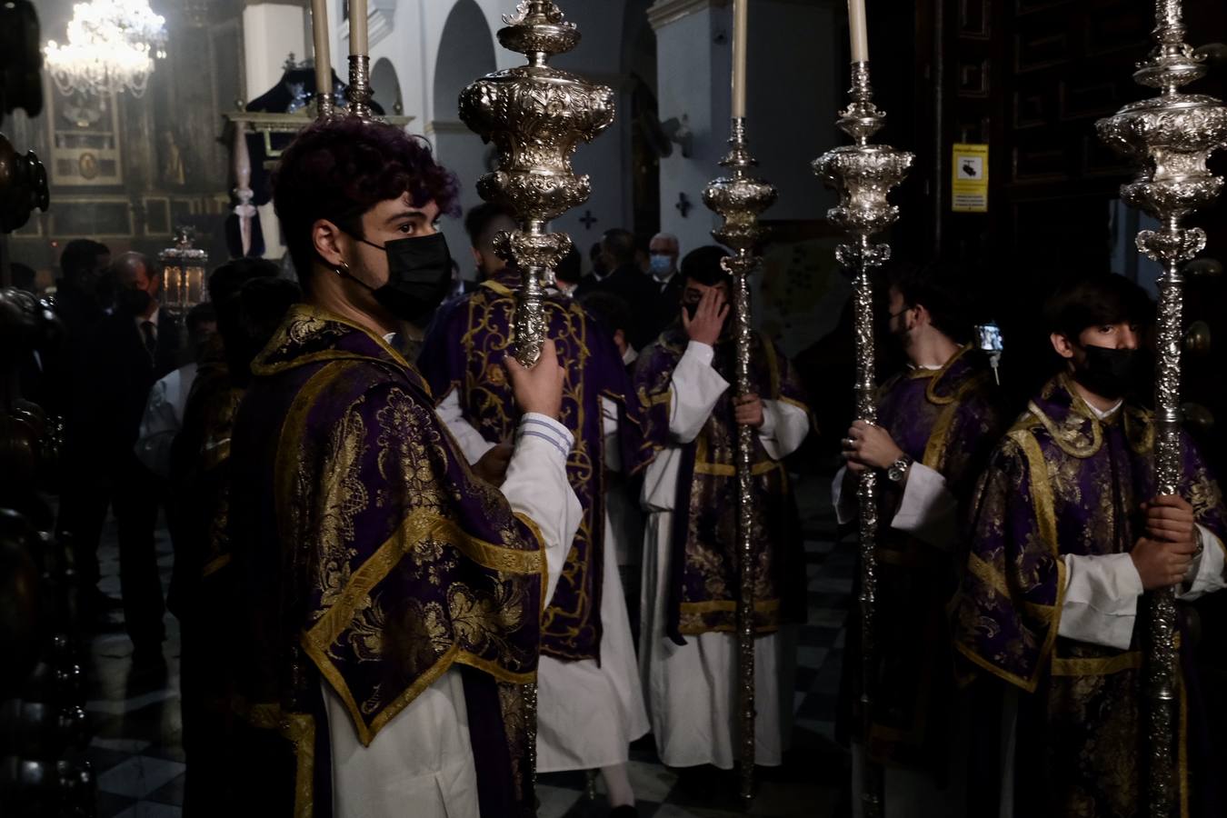 FOTOS: Vía Crucis Extraordinario de Humildad y Paciencia por las calles de Cádiz