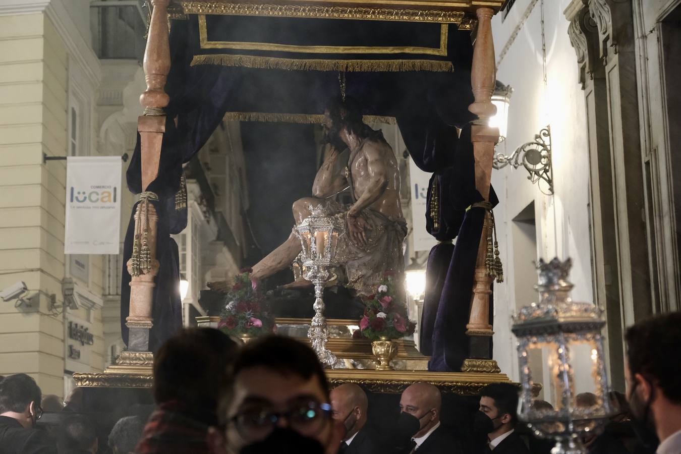 FOTOS: Vía Crucis Extraordinario de Humildad y Paciencia por las calles de Cádiz